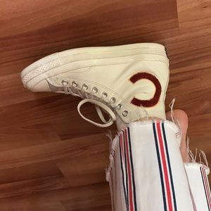 White leather varsity chucks Converse